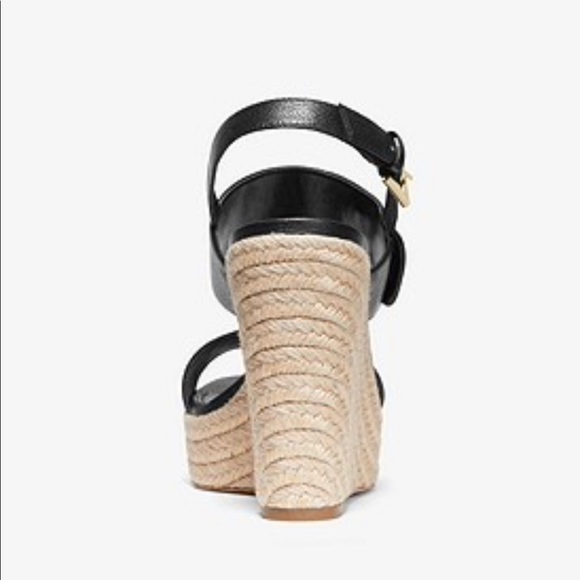 MICHAEL KORS DEANNA WEDGE Black Sandal Size: - Picture 6 of 8